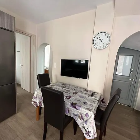 Escape Apartment Ermoupoli