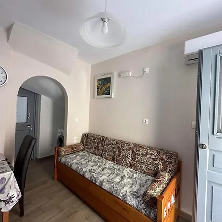 Escape Apartment Ermoupoli